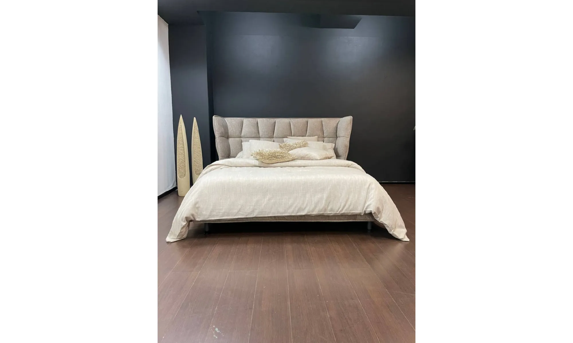 кровать husk 8705 dark beige storage